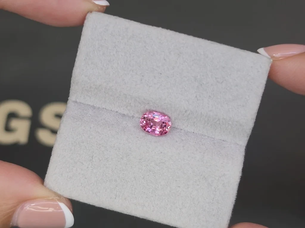 Unbehandelter Padparadscha saphir im oval-schliff 1,06 karat, Sri Lanka Image №4