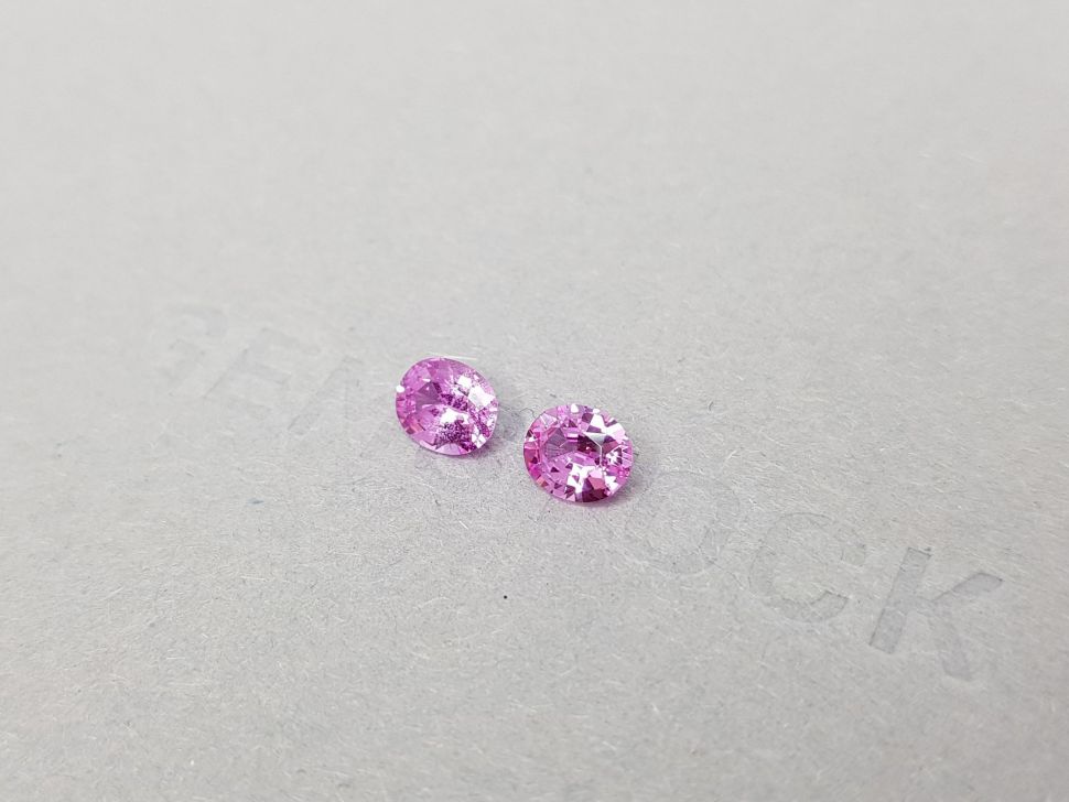 Pair of unheated oval-cut pink sapphires 1.37 ct, Madagascar Image №3
