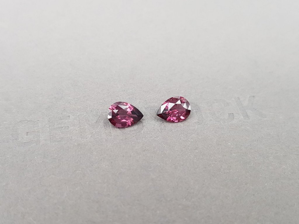 Pair of Burmese red pear-cut spinels 1.30 ct Image №3