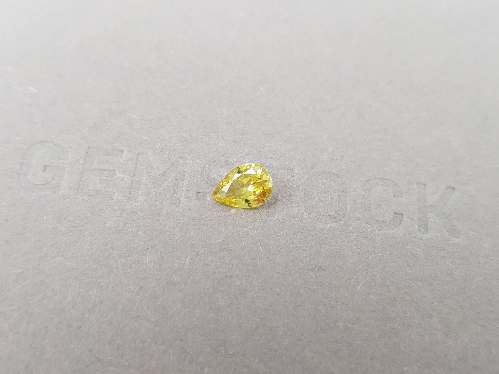 Yellow unheated pear-cut sapphire 0.69 carats, Madagascar Image №3