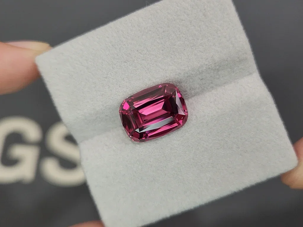 Granate rodolita de talla cojín de 8,54 quilates, Tanzania Image №4