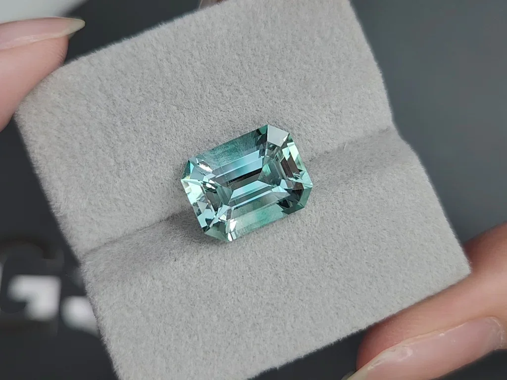 Grand béryl taille octogonale de 6,38 carats, Russia Image №4