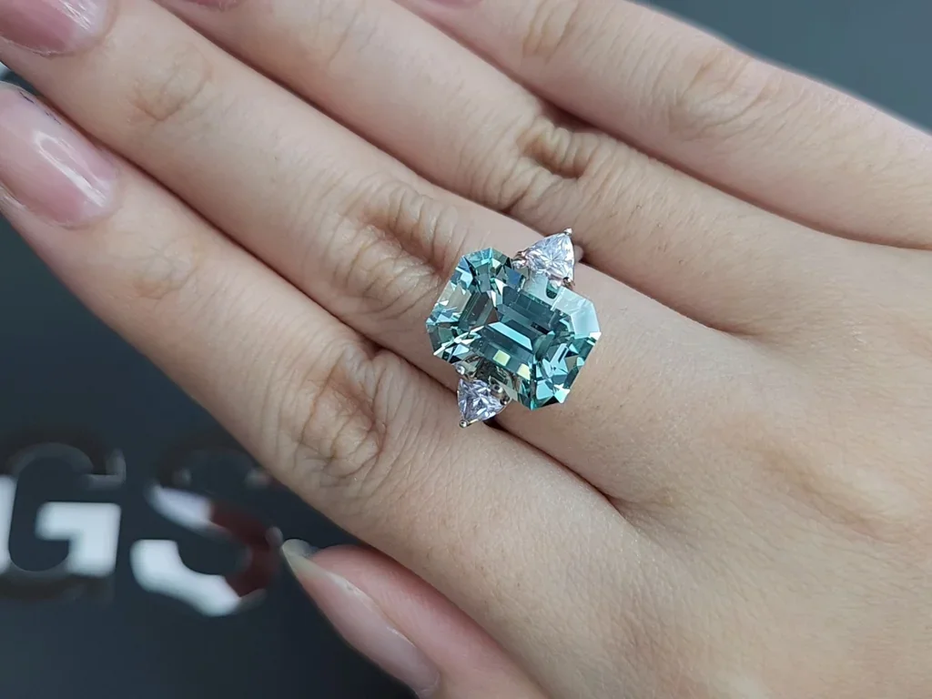 Grand béryl taille octogonale de 6,38 carats, Russia Image №5