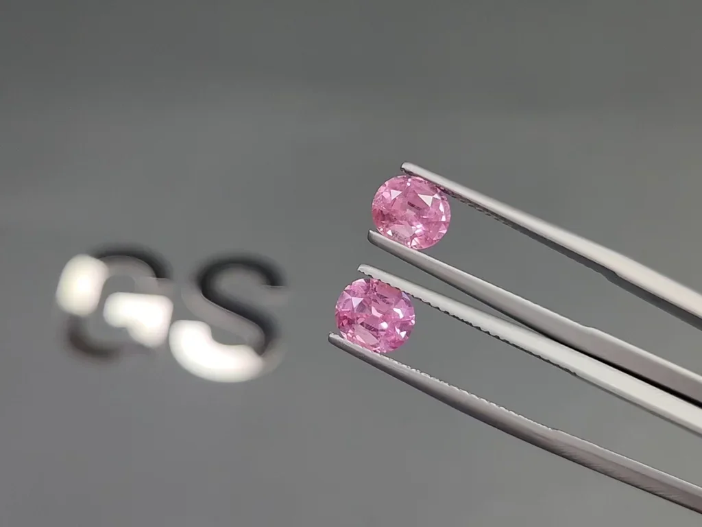Paire de spinelles taille ovale rose tendre 2,35 ct, Tanzanie Image №3