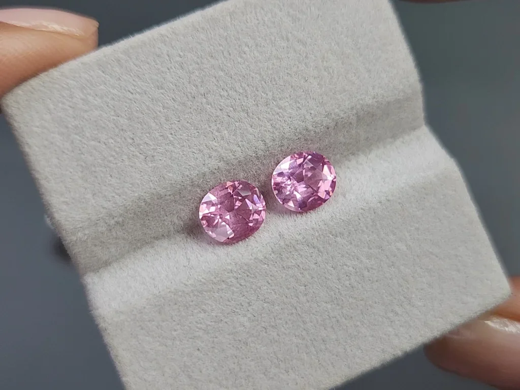 Paire de spinelles taille ovale rose tendre 2,35 ct, Tanzanie Image №4