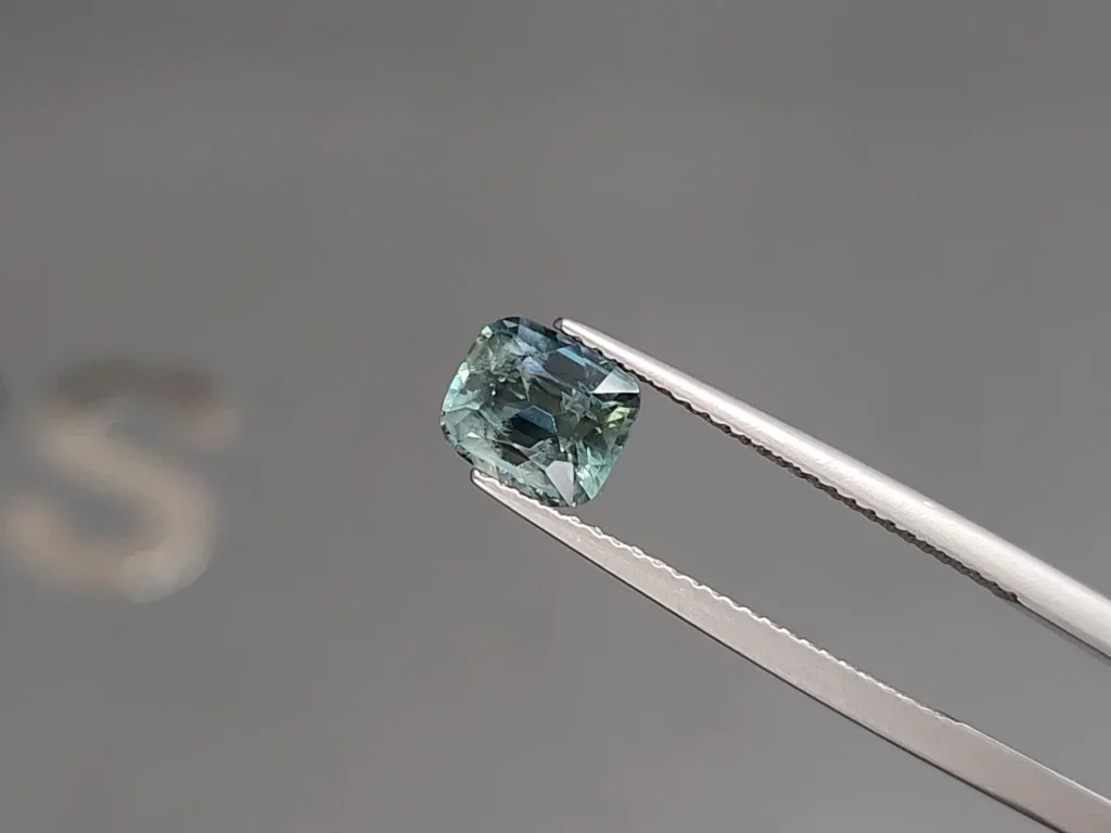 Saphir blaugrüner im kissenschliff 1.71 karats, Madagaskar Image №3