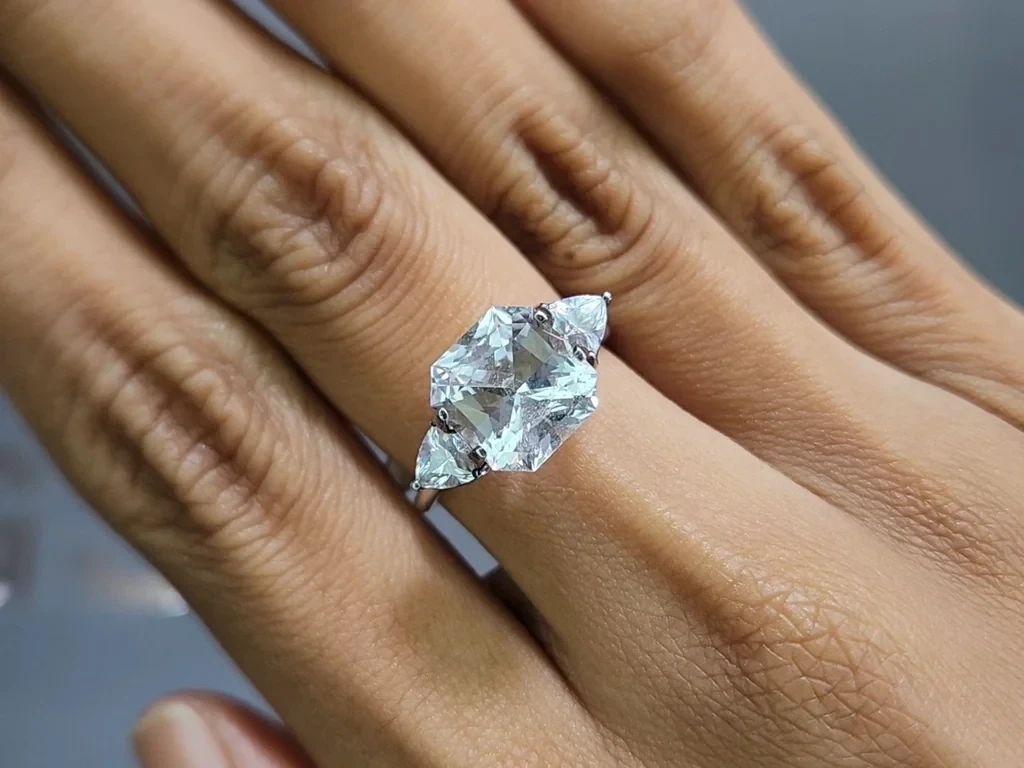 Kunzite radiant cut 3.70 carats, Pakistan Image №5