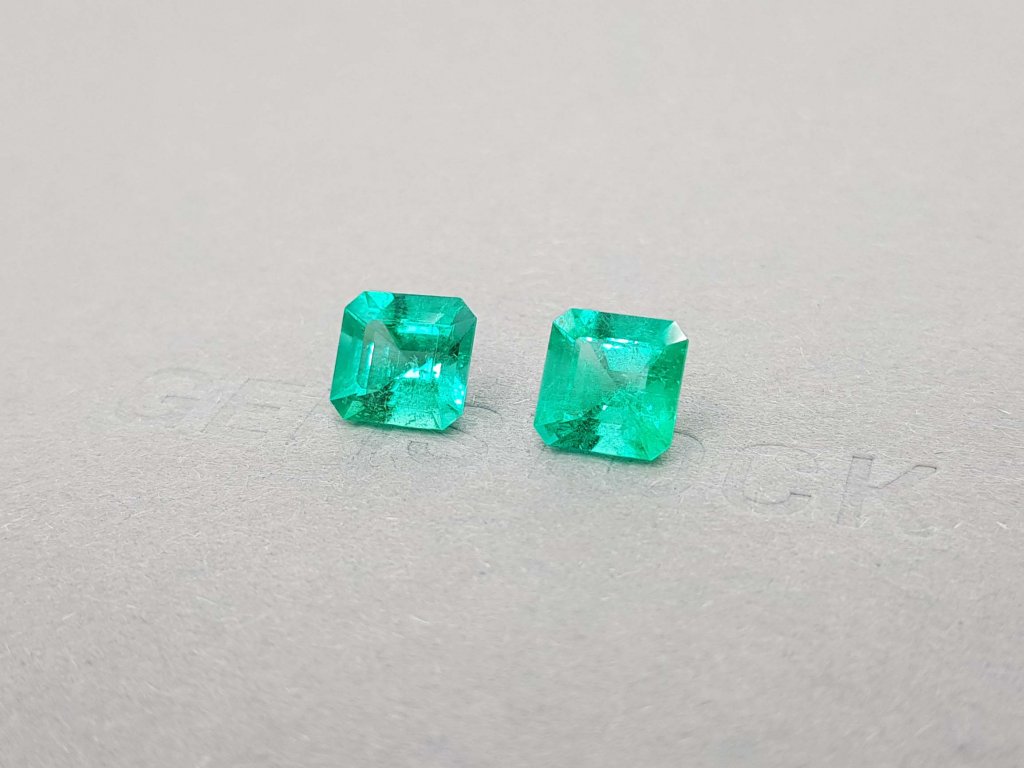 Pair of octagon cut emeralds 4.68 ct, Colombia Image №2