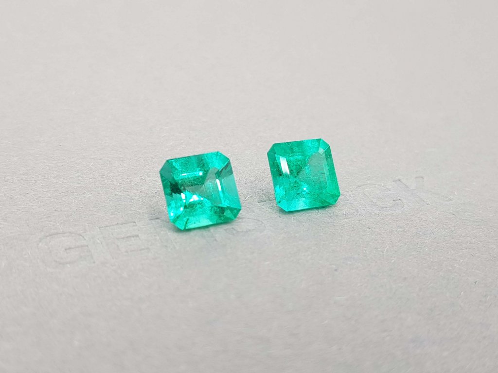 Pair of octagon cut emeralds 4.68 ct, Colombia Image №3