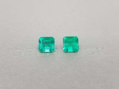 Pair of octagon-cut emeralds 4.68 ct, Colombia photo