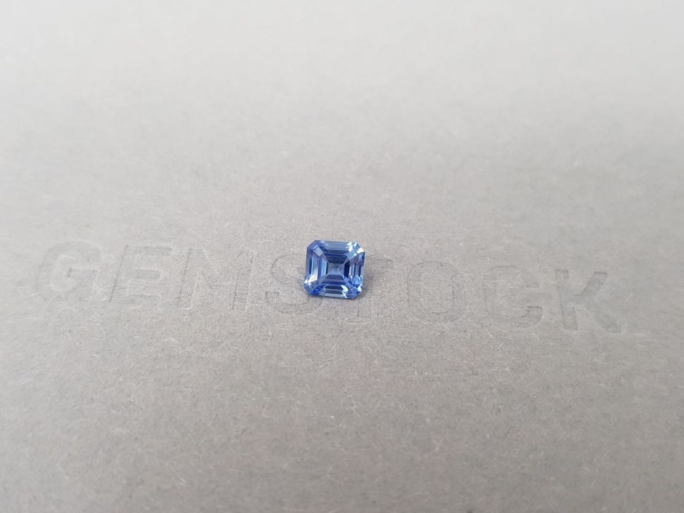 Unheated octagon-cut sapphire from Sri Lanka 0.73 ct Image №3