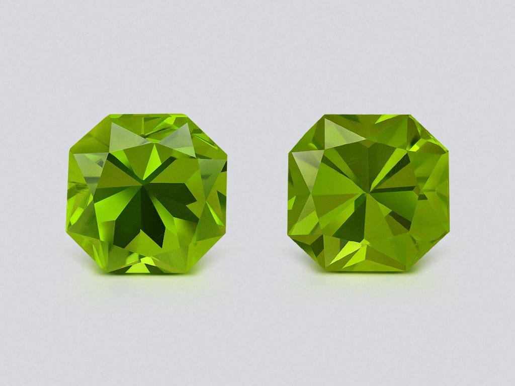 Paire de péridots jaune vert taille asscher 3,80 carats, Birmanie  Image №1