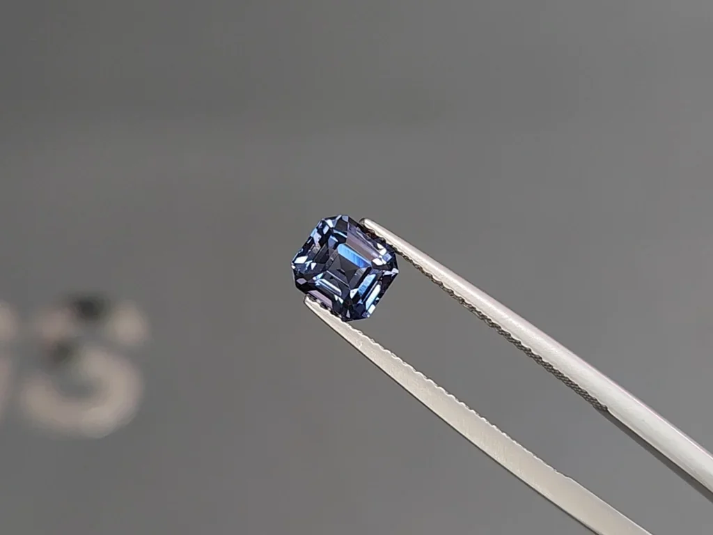 Blue spinel octagon cut 1.23 carats, Tanzania Image №3