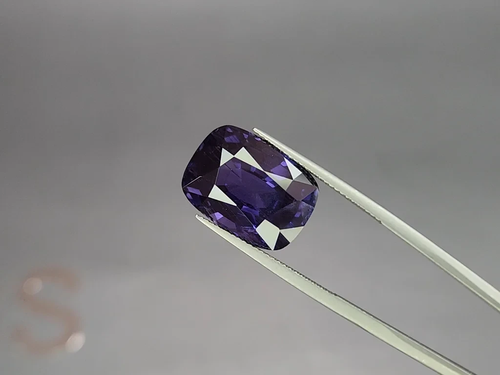 Saphir violet non chauffé de 18,82 carats, taille coussin, du Sri Lanka Image №3