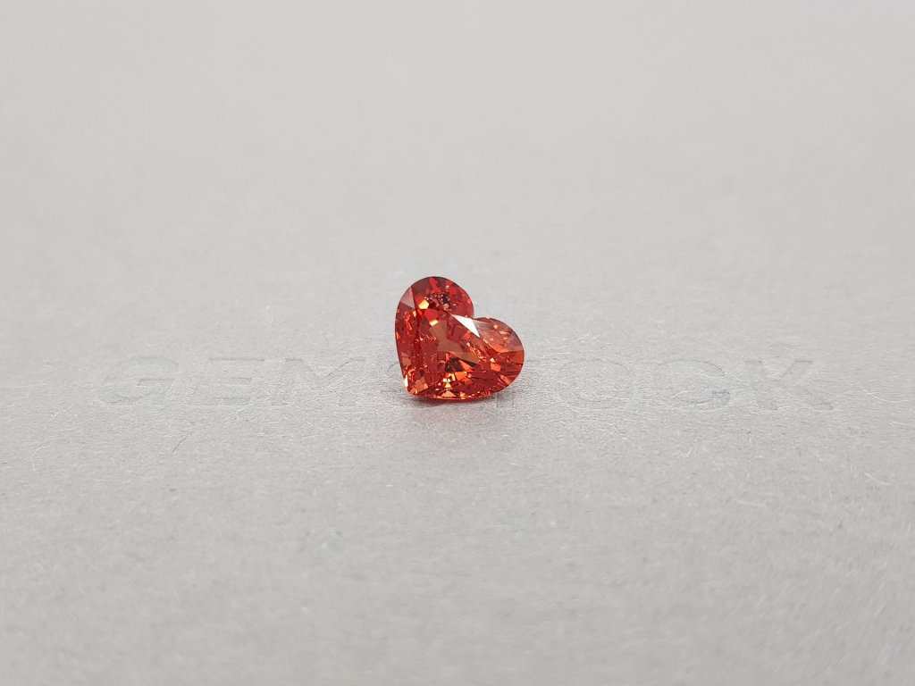 Bright red-orange heart cut spinel 2.78 ct, Burma Image №1