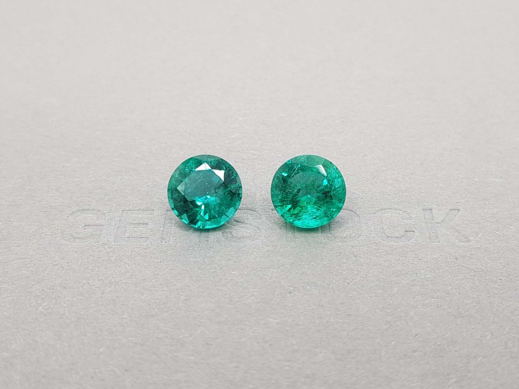 Pair of bluish green emeralds in round cut 5.90 ct, Zambia Image №1