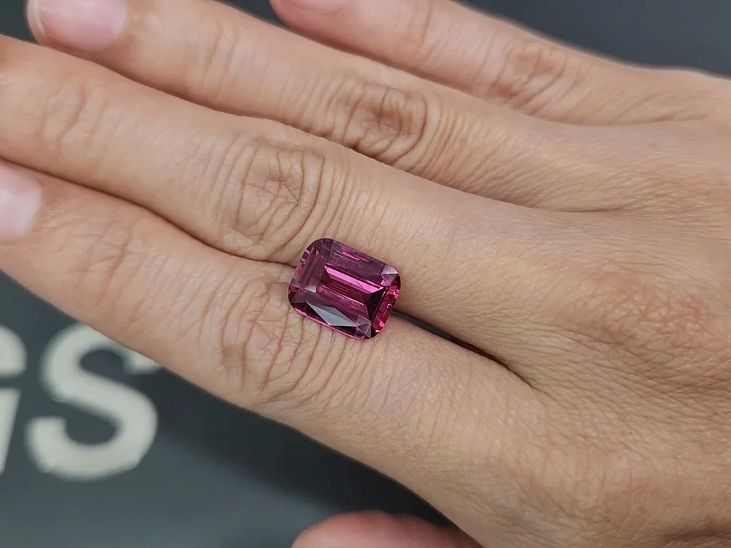 Purple spinel  cushion cut 4.56 carats, Tanzania Image №2