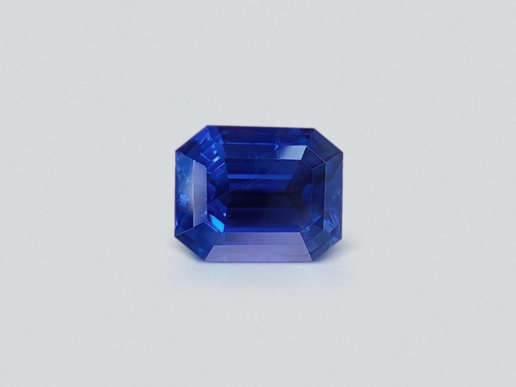 Saphir du Cachemire taille octogonale non chauffé 12,43 carats, Kashmir, (SSEF / Gubelin / GRS) Image №1