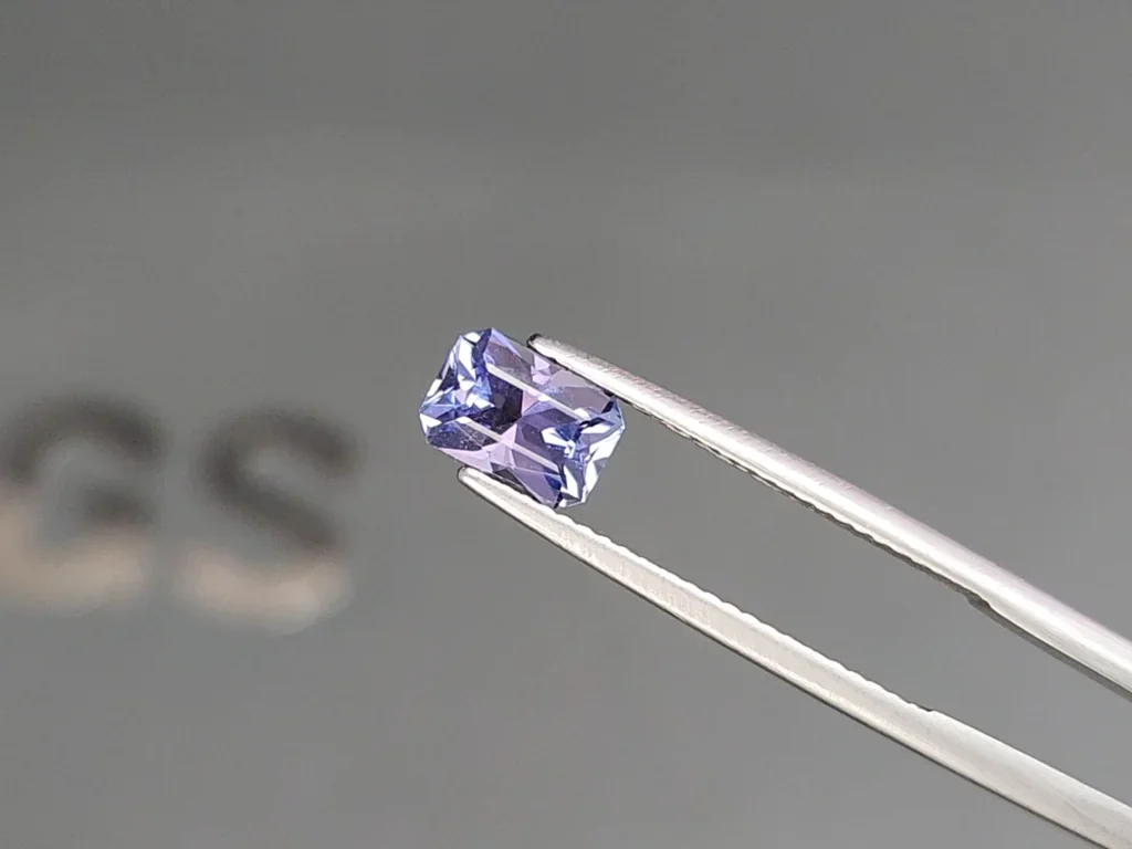 Tanzanita de talla radiante de 1,36 carats, Tanzania Image №3