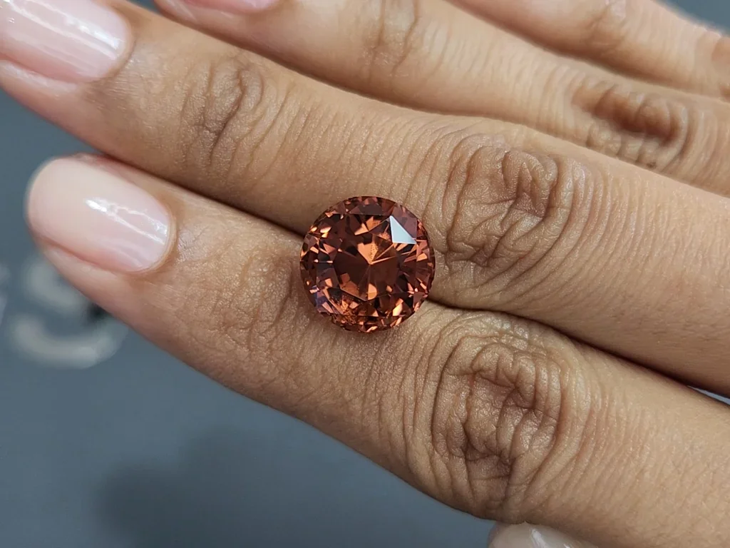 Tourmaline orange taille ronde de 8,01 carats, Afrique Image №2