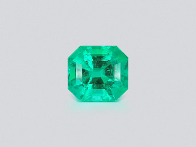 Émeraude verte intense Mariposa, taille octogonale 5,16 carats, Colombie photo