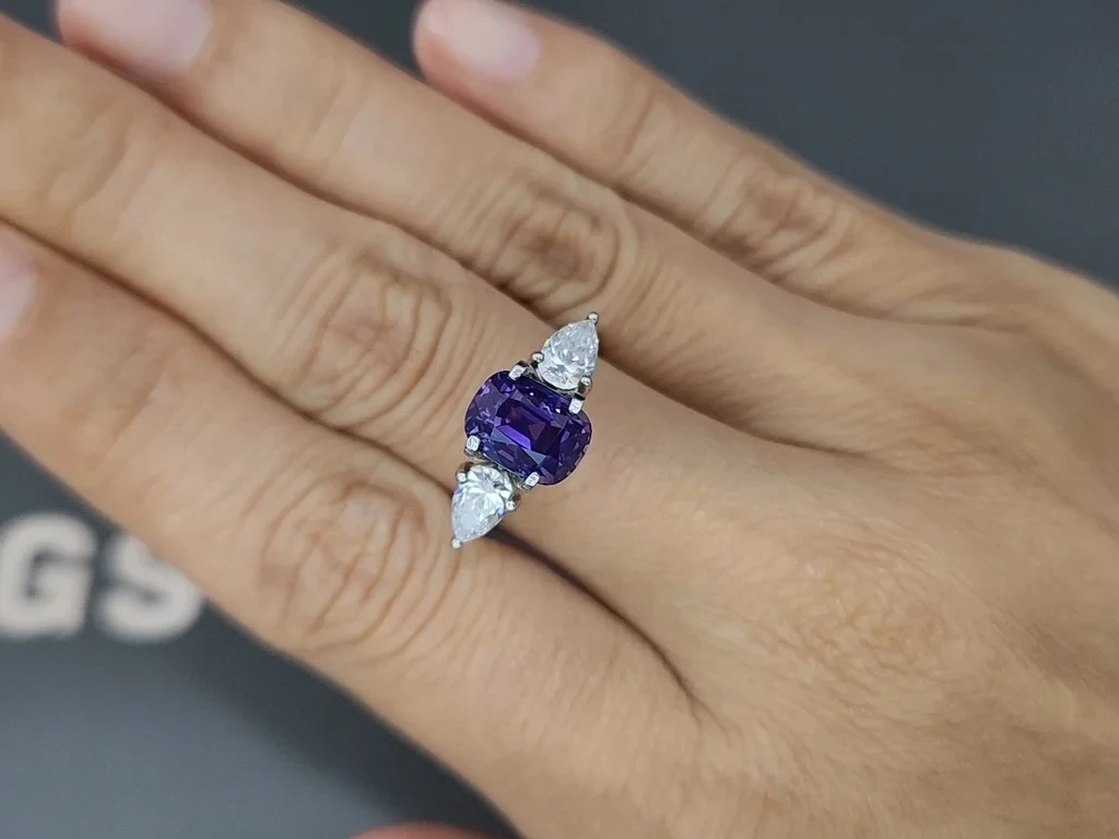 Unheated violet sapphire cushion cut 3.01 carats, Sri Lanka Image №5
