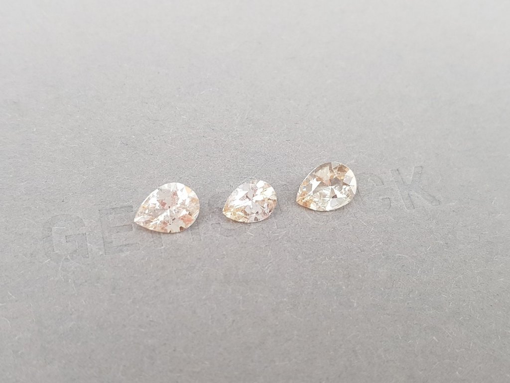 Set of unheated pastel yellow sapphires in pear cut 3.01 carats Image №2