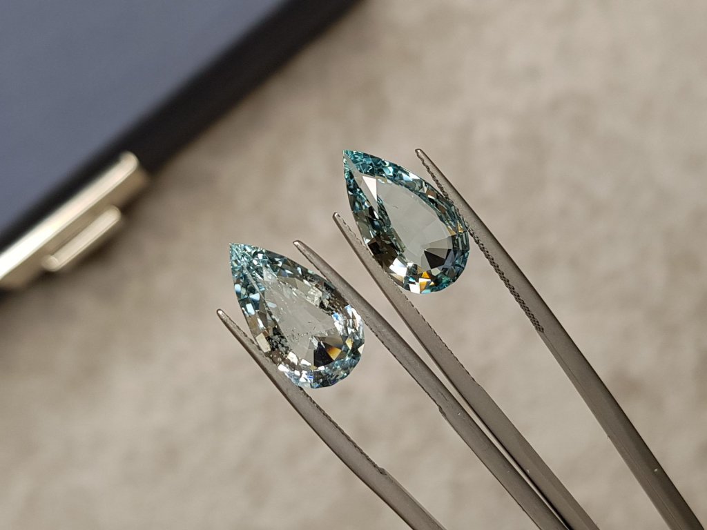 Pair of pear cut aquamarines 7.63 carats Image №2