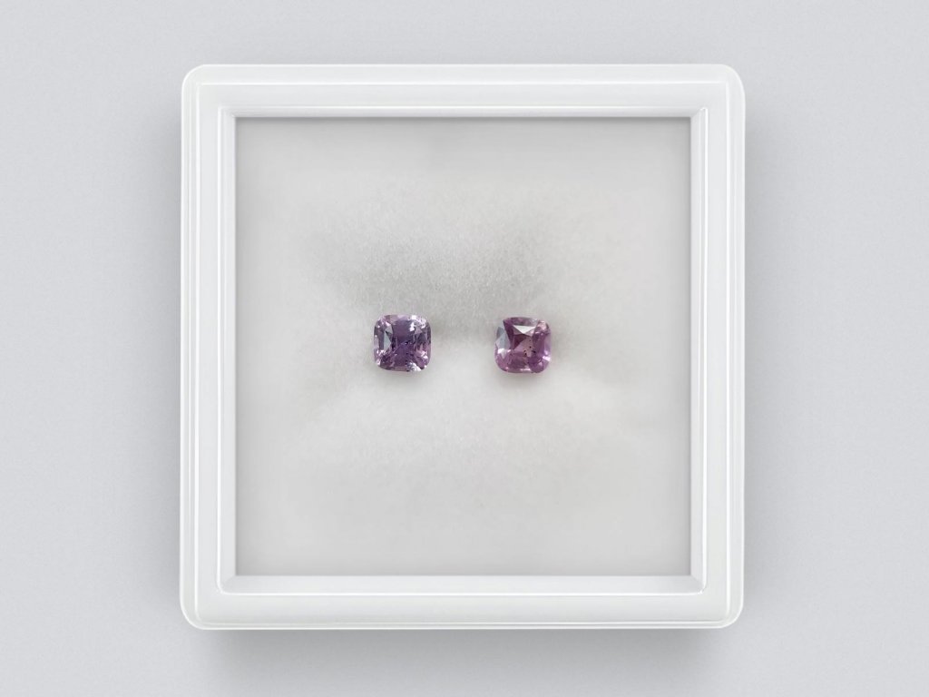 Pair of lavender unheated cushion cut sapphires 0.93 carats   Image №1