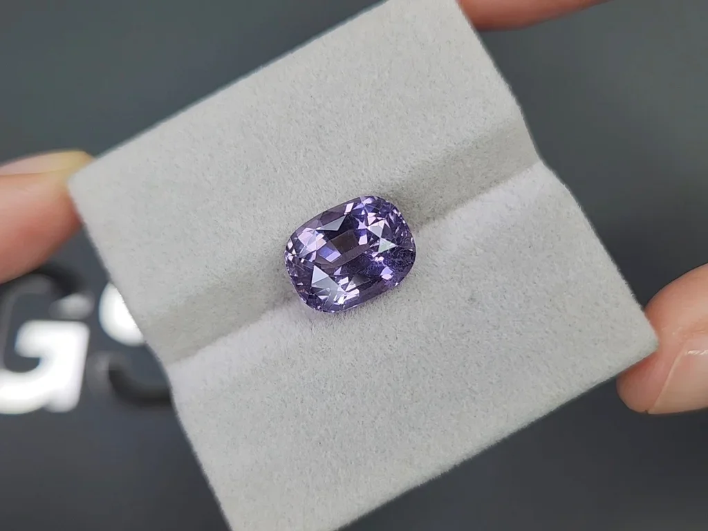 Cojín de espinela lavanda tallada 6,17 quilates, Tanzania Image №4