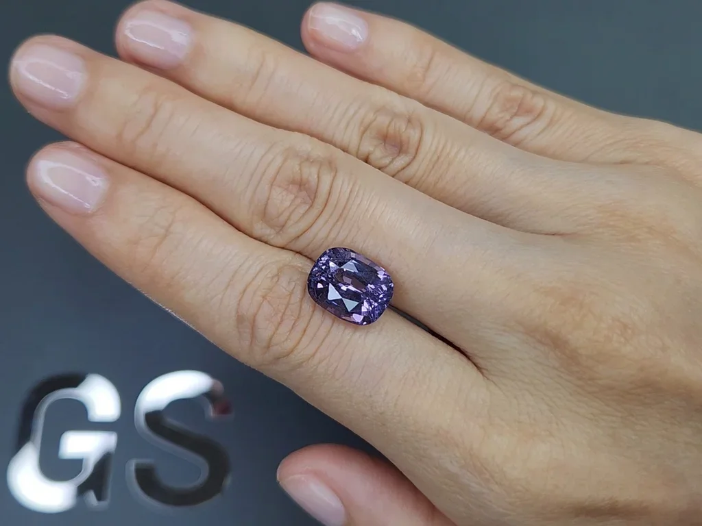 Cojín de espinela lavanda tallada 6,17 quilates, Tanzania Image №2