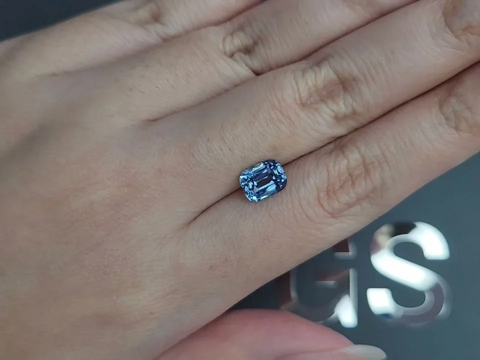 Saphir bleu taille coussin non chauffé 2,08 carats, Sri Lanka Image №2