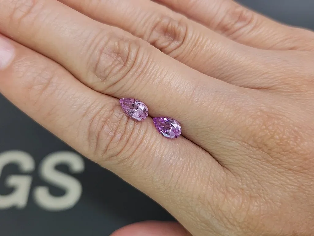 Pair of unheated pink sapphires in pear cut 1.88 carats, Sri Lanka Image №2