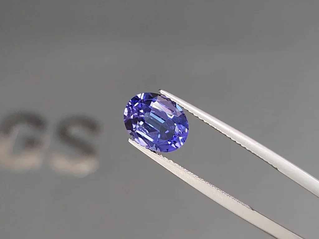 Tanzanite oval cut 2.55 carats, Tanzania Image №3