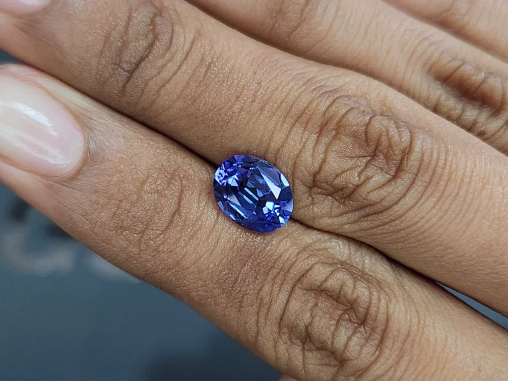 Tanzanite oval cut 2.55 carats, Tanzania Image №2