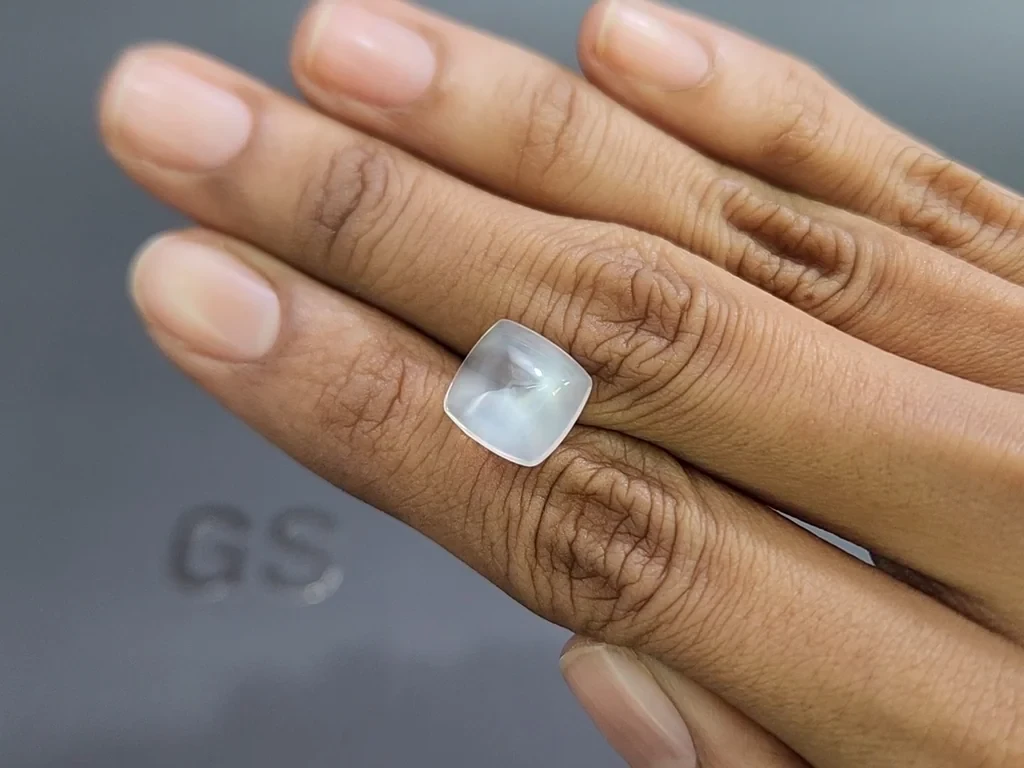 Piedra lunar talla cabujón de 6,60 quilates, Birmania Image №2