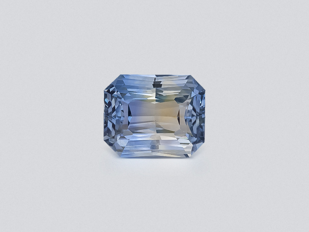 Unheated Bi-Color yellow-blue sapphire in octagon cut 15.45 carats, Sri Lanka  Image №1