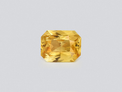 Leuchtend gelber saphir im radiant-schliff 2,53 karat, Sri Lanka photo