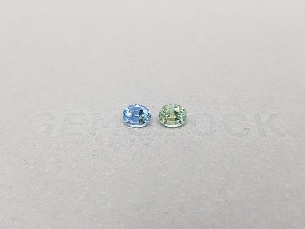 Contrasting pair of green and blue sapphires 1.31 ct Image №1