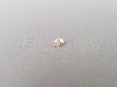 Pink-orange sapphire in pear cut  0.71 carats, Madagascar photo