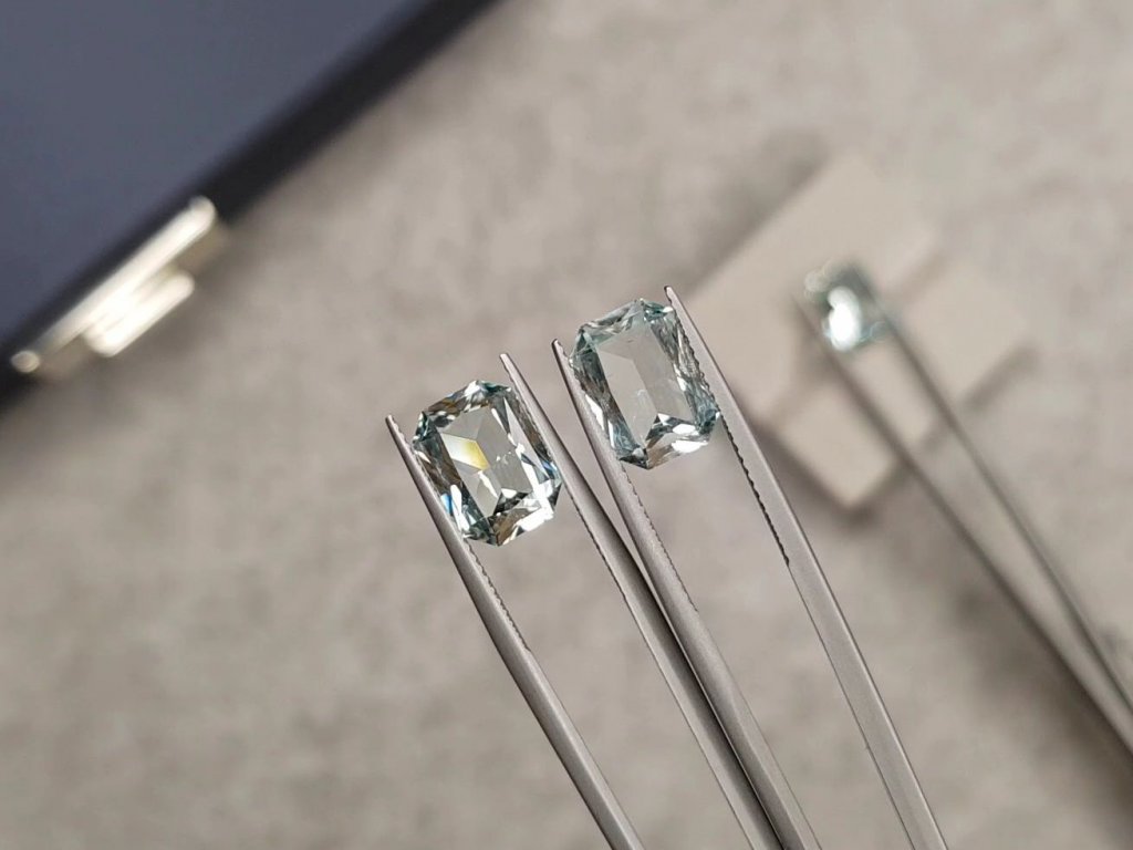 Set of three radiant-cut aquamarines 9.79 carats Image №2