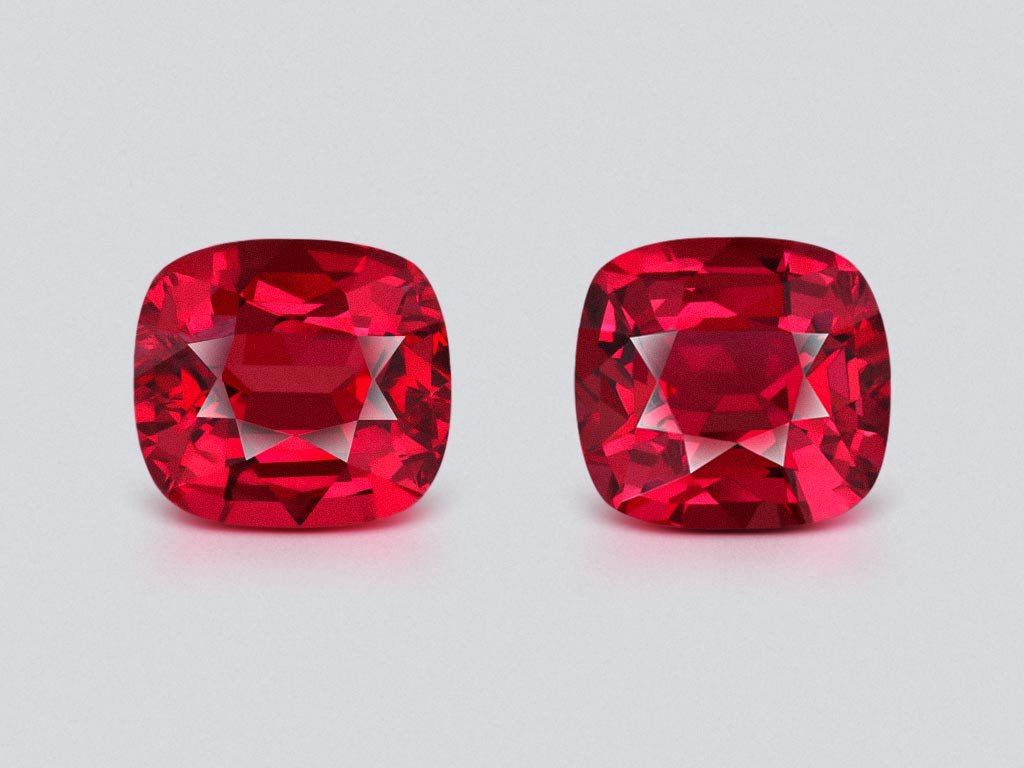 Pair of vibrant vivid red cushion-cut spinels 5.54 carats, Vietnam Image №1