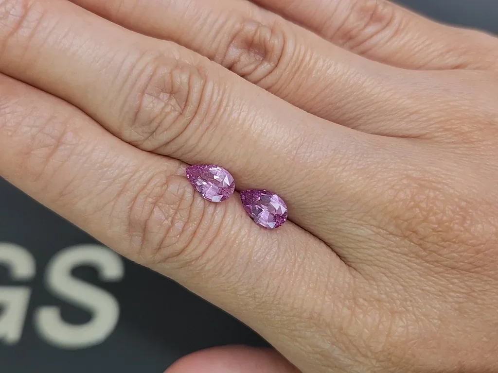 Paire de saphirs roses taille poire non chauffés, 2,10 carats, Sri Lanka Image №2