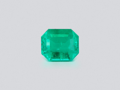 Émeraude verte intense mariposa, taille octogonale 5,67 carats, Colombie photo