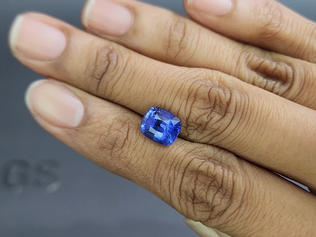 Saphir bleuet de 4,13 carats, taille coussin, Sri Lanka Image №2