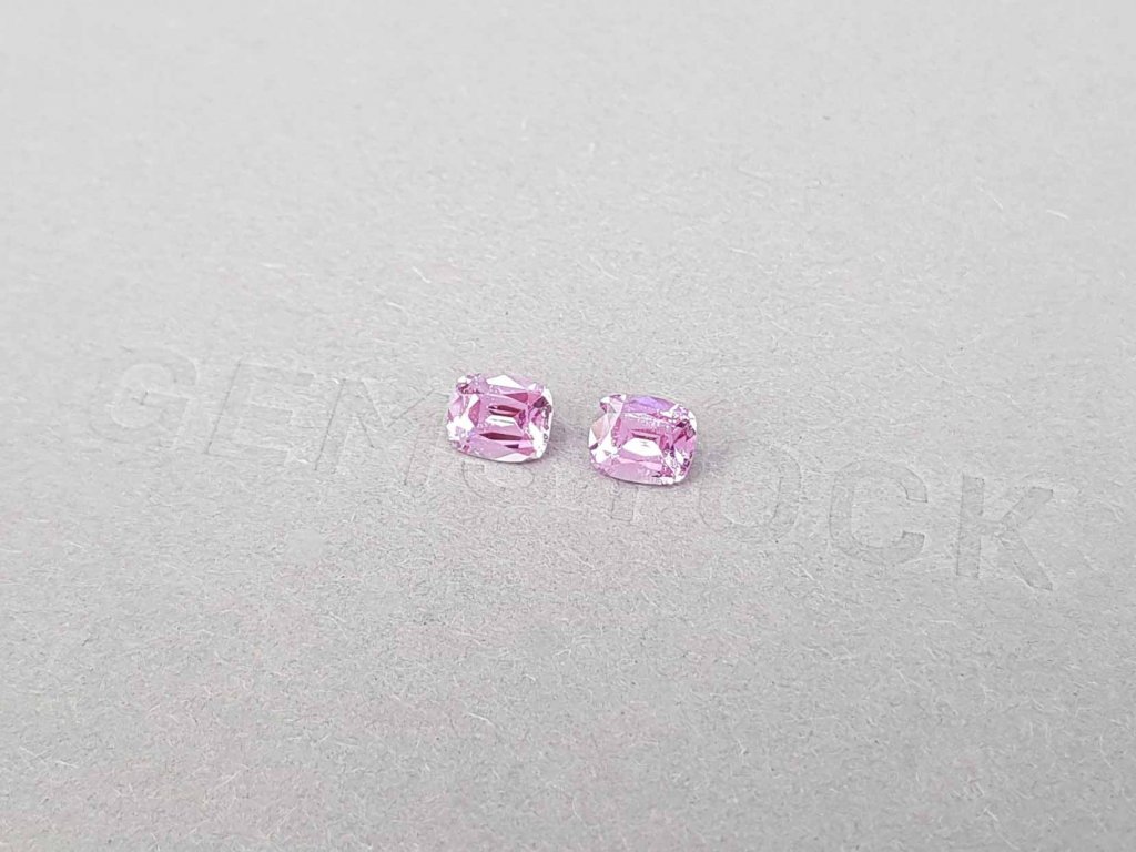Pair of unheated pink sapphires 1.30 ct, Madagascar Image №3