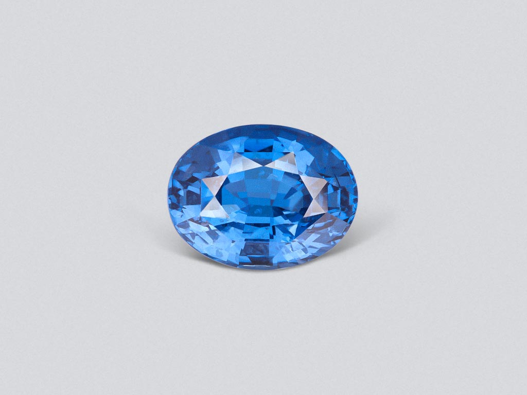 Rare electric blue cobalt spinel from Tanzania in oval cut 5.34 ct Image №1