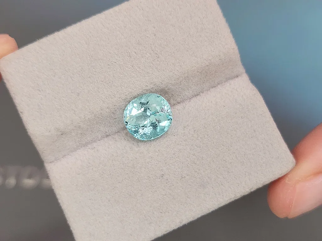 Neon blue Paraiba tourmaline in oval cut 2.74 carats from Mozambique Image №4