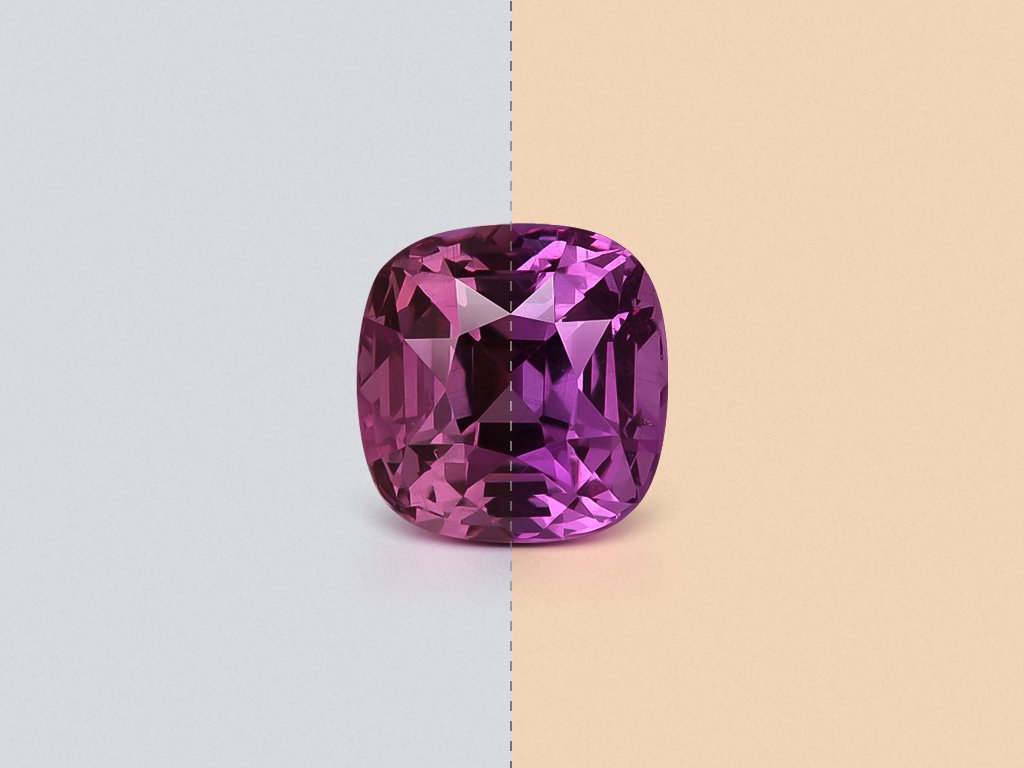 Garnet сolor сhange  сushion сut 3.17 carats,  Africa Image №1