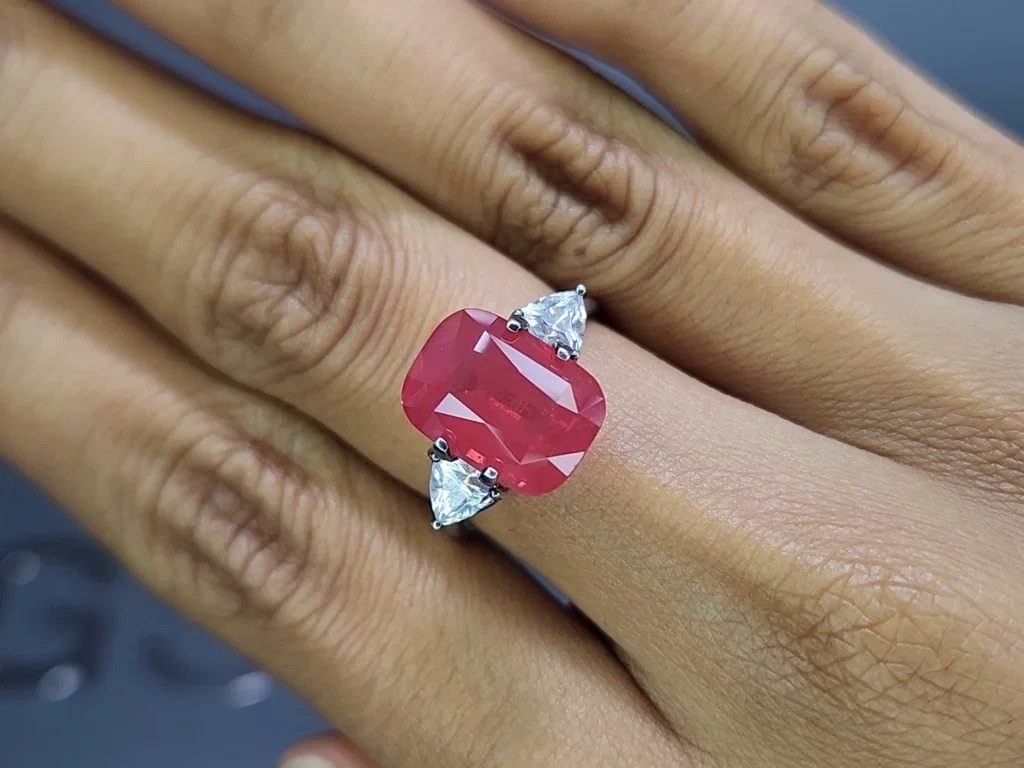 Pink spinel Mahenge cushion cut 6.35 carats, Tanzania Image №5
